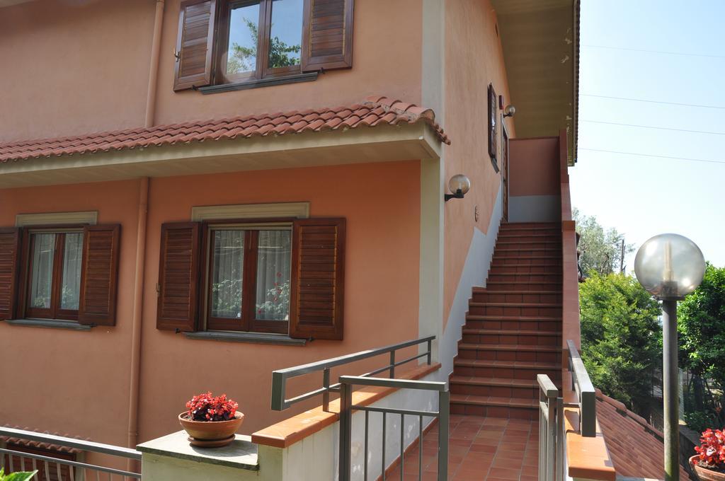 Bed And Lemons Bed & Breakfast Пиано ди Соренто Екстериор снимка