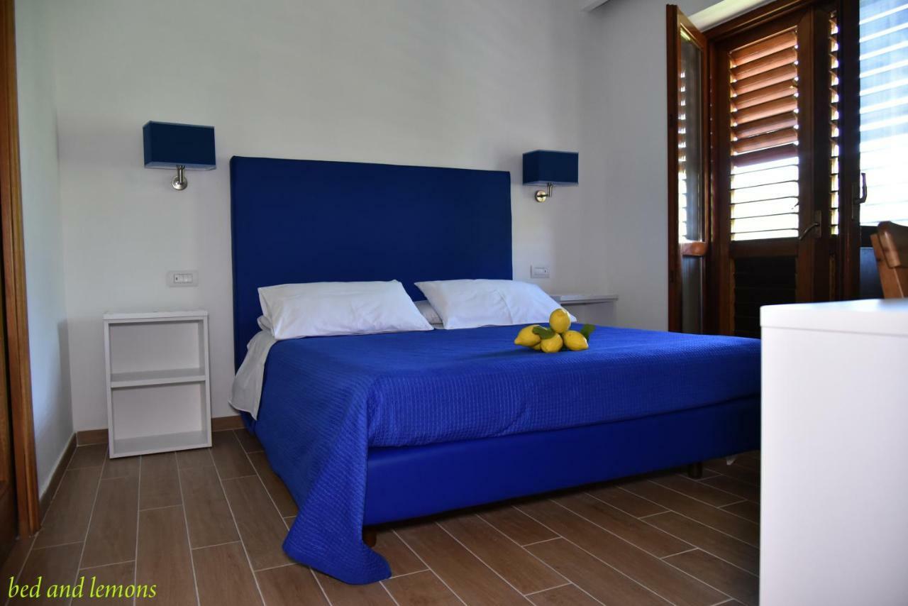Bed And Lemons Bed & Breakfast Пиано ди Соренто Екстериор снимка
